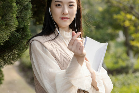 南華大學(xué)非全日制研究生成績(jī)查詢?nèi)肟? alt=