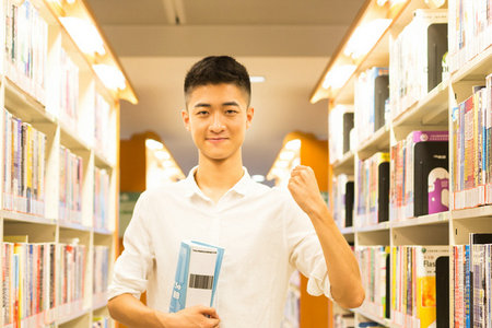 桂林電子科技大學在職研究生證書 桂林電子科技大學在職研究生證書