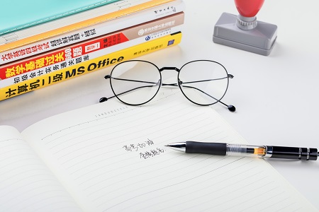 人大英語語言文學高級課程培訓班是怎么上課的？