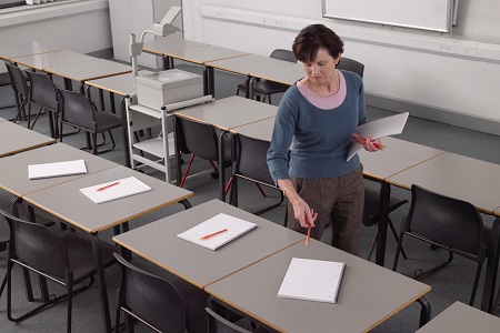 報(bào)考西安工業(yè)大學(xué)在職研究生需要參加入學(xué)考試嗎? 報(bào)考西安工業(yè)大學(xué)在職研究生需要參加入學(xué)考試嗎?