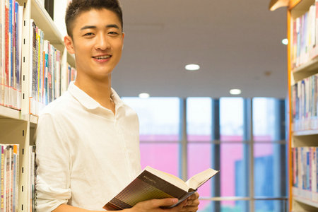 中國人民大學廣播電視藝術學在職課程培訓班報考條件 中國人民大學廣播電視藝術學在職課程培訓班報考條件