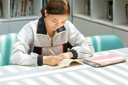 免疫學(xué)在職研究生畢業(yè)后可以從事哪些工作 免疫學(xué)在職研究生畢業(yè)后可以從事哪些工作