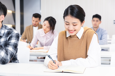  內蒙古民族大學在職研究生學費一覽表2022年！一年多少錢？