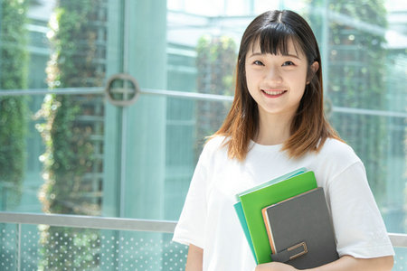 研究生有成人教育嗎 研究生有成人教育嗎