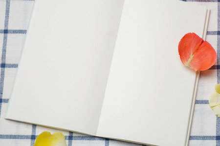 在職考上研究生后必須辭職嗎 在職考上研究生后必須辭職嗎