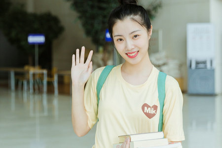 在職研究生讀本地還是外地好 在職研究生讀本地還是外地好