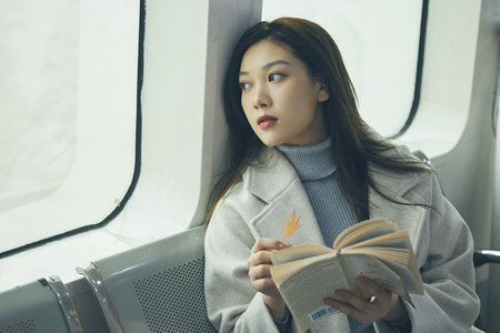 專業(yè)碩士學(xué)位證書樣本圖片 專業(yè)碩士學(xué)位證書樣本圖片