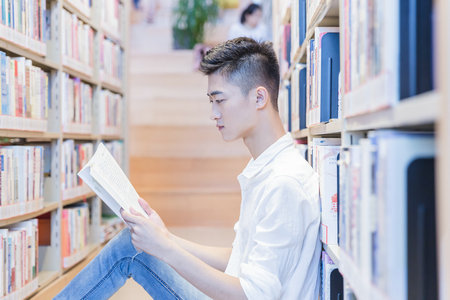 在職研究生免聯(lián)考真的 在職研究生免聯(lián)考真的