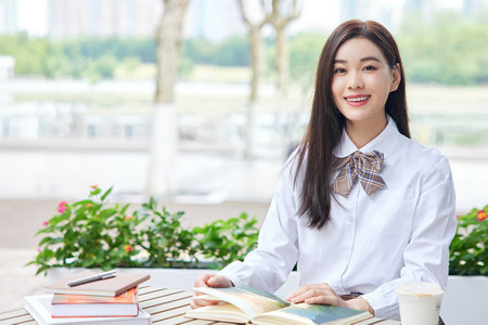 英國愛丁堡龍比亞大學國際博士是怎么上課的 英國愛丁堡龍比亞大學國際博士是怎么上課的