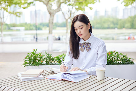 江蘇同等學(xué)力申碩哪個學(xué)校好考 江蘇同等學(xué)力申碩哪個學(xué)校好考