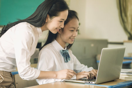 中國政法大學同等學力申碩學費一覽表 中國政法大學同等學力申碩學費一覽表