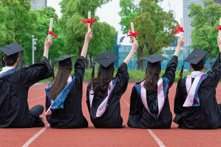 河南財(cái)經(jīng)政法大學(xué)同等學(xué)力申碩學(xué)費(fèi)一覽表 河南財(cái)經(jīng)政法大學(xué)同等學(xué)力申碩學(xué)費(fèi)一覽表