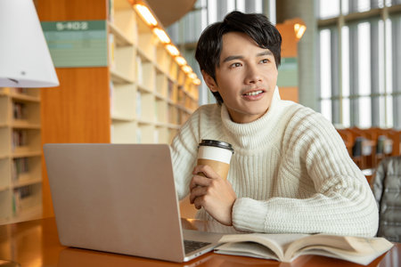 西班牙巴塞羅那自治大學考試科目 西班牙巴塞羅那自治大學考試科目