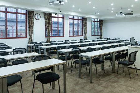 中國(guó)社會(huì)科學(xué)院研究生院在職博士報(bào)考條件有哪些？