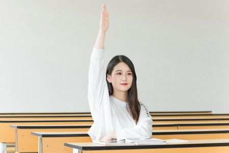 法國(guó)巴黎IPAG高等商學(xué)院國(guó)際碩士報(bào)考條件