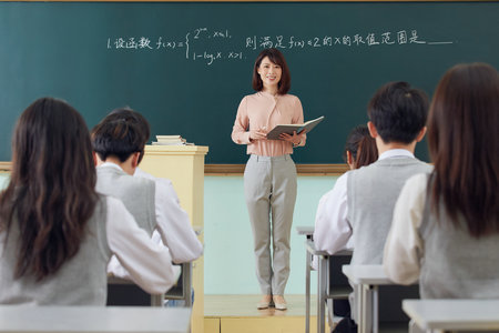 法國(guó)布雷斯特商學(xué)院國(guó)際博士報(bào)考條件 法國(guó)布雷斯特商學(xué)院國(guó)際博士報(bào)考條件