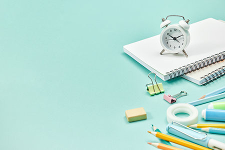 美國卡羅爾大學在哪里報名？