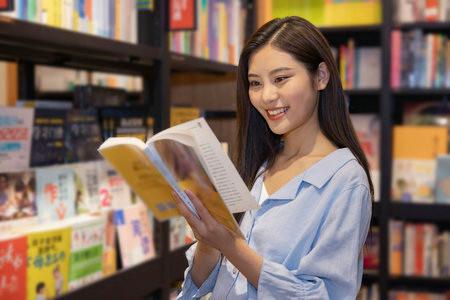 應用統計非全日制研究生學費一年多少錢？