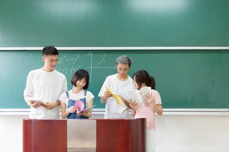 西南政法大學(xué)非全日制研究生報(bào)考條件2025年