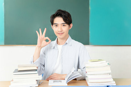 中央蘭開夏大學(xué)國際博士報(bào)名入口2025年