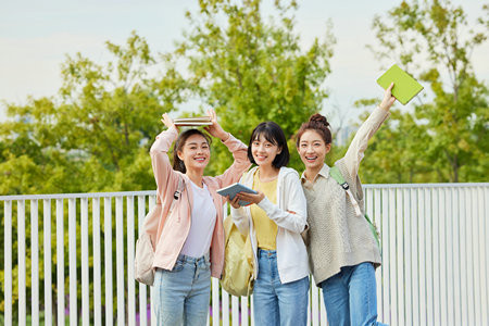 南京審計(jì)大學(xué)非全日制研究生報(bào)名入口2025年