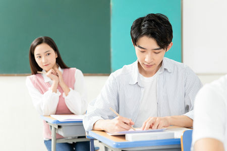 湖北工業(yè)大學(xué)金融專碩報(bào)名入口2025年