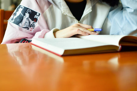 美國布魯克斯大學國際碩士報名入口2025年