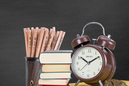 華東政法大學同等學力申碩考試考什么科目 華東政法大學同等學力申碩考試考什么科目