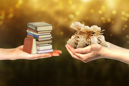 云南財(cái)經(jīng)大學(xué)MBA考試科目