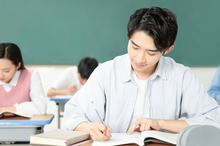 西班牙馬德里康普頓斯大學是否需要復試 西班牙馬德里康普頓斯大學是否需要復試