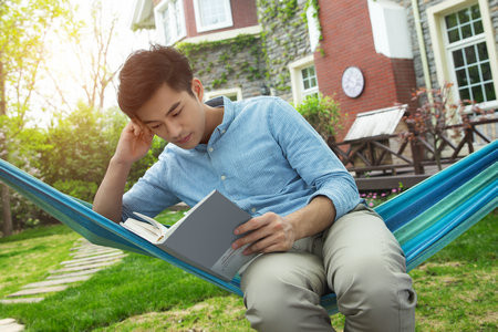 參加西北政法大學非全日制研究生復試需要滿足什么條件?