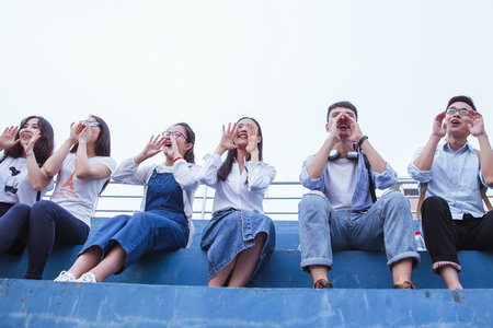 上海電力學院非全日制研究生成績查詢?nèi)肟? alt=