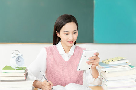 安徽農(nóng)業(yè)大學(xué)MPAcc成績查詢 安徽農(nóng)業(yè)大學(xué)MPAcc成績查詢