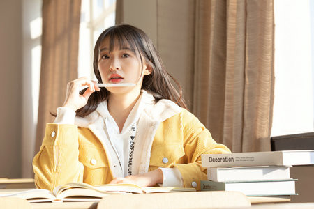 濟(jì)南大學(xué)MBA考試成績(jī)?nèi)绾尾樵儯?></a></dt>                            <dd class=