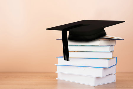 天津商業(yè)大學(xué)非全日制研究生分?jǐn)?shù)線在哪里查詢，每年一樣嗎？