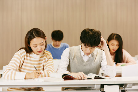 沈陽建筑大學MEM分數線每年是固定的嗎？