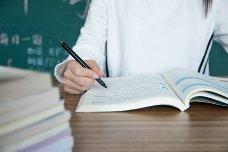 北華大學MPAcc分數線每年一樣嗎？