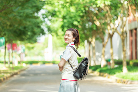 大連理工大學MPA調劑一般是幾月份？