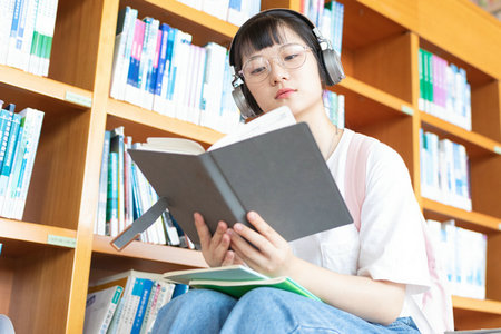 法國尼斯大學(xué)金融學(xué)有招生嗎 法國尼斯大學(xué)金融學(xué)有招生嗎