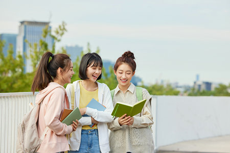 藝術學國際碩士招生人群 藝術學國際碩士招生人群