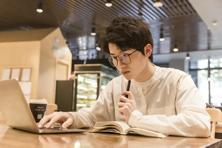 光學工程非全日制研究生招生流程 光學工程非全日制研究生招生流程