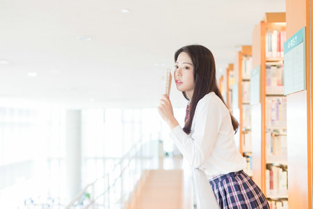 湖北中醫(yī)藥大學(xué)在職研究生招生流程 湖北中醫(yī)藥大學(xué)在職研究生招生流程