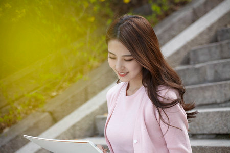 2025年重慶大學(xué)在職研究生招生簡章