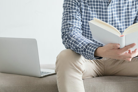 政治學(xué)理論在職研究生招生簡(jiǎn)章 政治學(xué)理論在職研究生招生簡(jiǎn)章