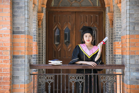 法國巴黎學院國際碩士招生簡章 法國巴黎學院國際碩士招生簡章