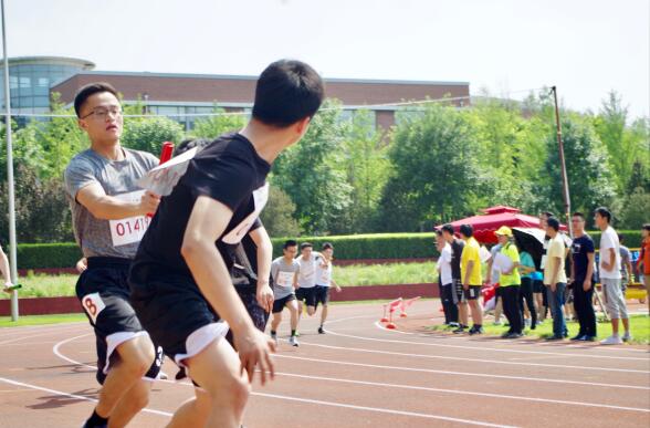 運動會現(xiàn)場 運動會現(xiàn)場