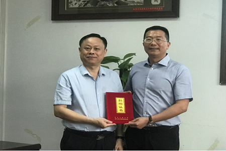 回校助力學院科技創新公益平臺建設圖片02 回校助力學院科技創新公益平臺建設圖片02