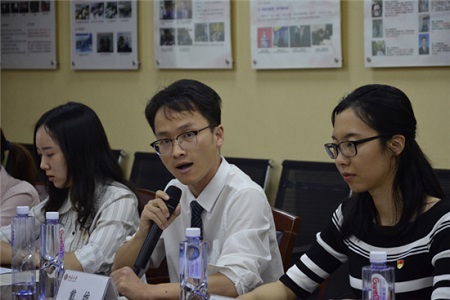 畢業(yè)生代表發(fā)言 畢業(yè)生代表發(fā)言