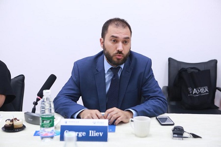 AMBA中國總監兼發展市場總監George Iliev AMBA中國總監兼發展市場總監George Iliev