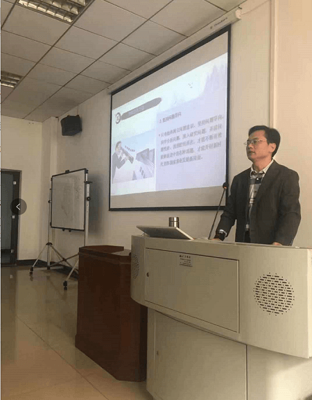 局長朱厚倫 局長朱厚倫